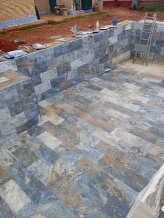 Construcción de piscinas de piedra