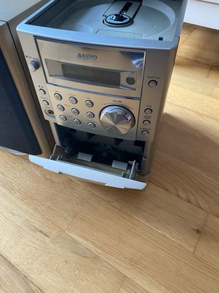 Equipo de música Sanyo