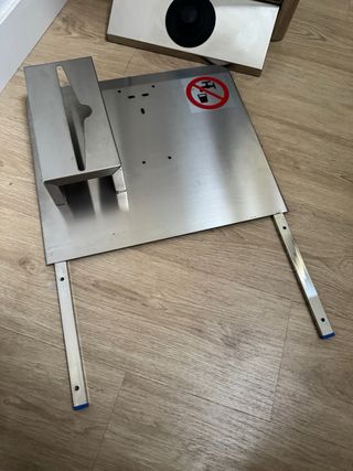 Lavabo portátil autónomo con pulsador