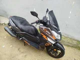 Wottan Storm 125 Scooter