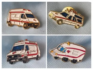 Lote 4 Insignias Cruz Roja Española Socorrista 8€