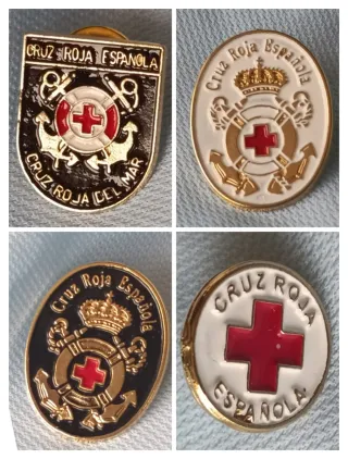 Lote 4 Insignias Cruz Roja Española Socorrista 8€