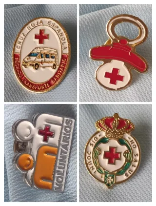 Lote 4 Insignias Cruz Roja Española Socorrista 8€
