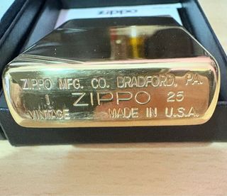 Mechero Zippo Dorado