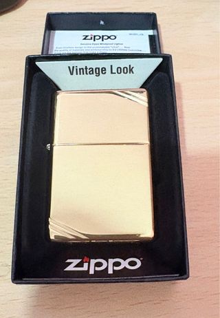 Mechero Zippo Dorado