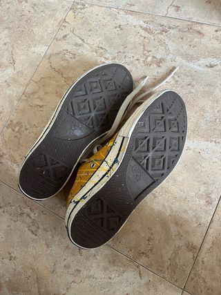 Converse Amarillas Estampadas