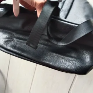 Mochila urban con parches