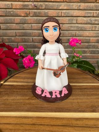 Figura niña comunión personalizada