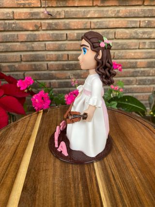 Figura niña comunión personalizada