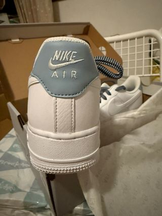 Nike Air Force 1 '07 Blancas y Azules