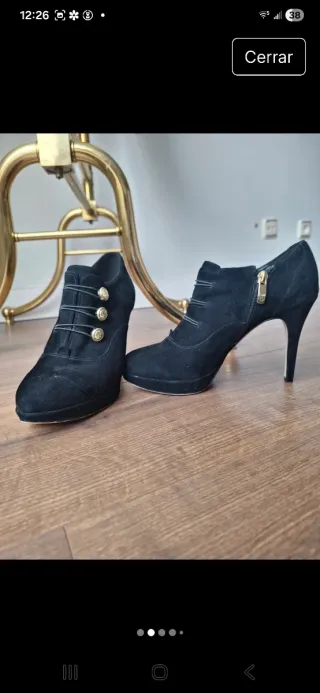 Botines Vince Camuto ante negro tacón