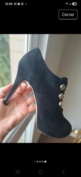 Botines Vince Camuto ante negro tacón