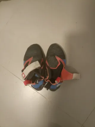 Pies de gato Ocun escalada talla 39