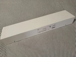 Estantería cuadros IKEA blanca. Largo 55 cm.