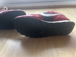 Nike Roja Negra Talla 37.5