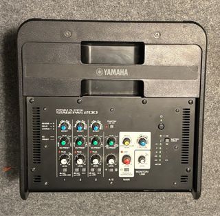 Altavoz Yamaha Stagepas 200 + 2 Baterías!