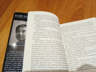 1Q84: Libros 1 y 2 (Spanish Edition)