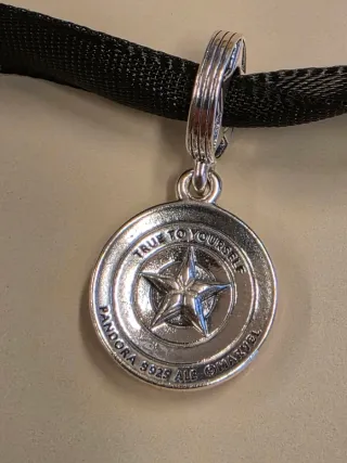Charm Pandora Scudo Capitan America