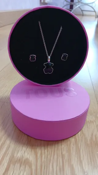 Conjunto Tous Colgante y Pendientes Oso Negro