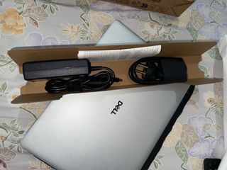 Portátil Dell Gris Nuevo