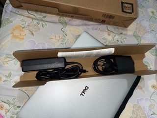 Portátil Dell Gris Nuevo