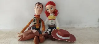 Muñecos Woody y Jessie Disney Clásicos