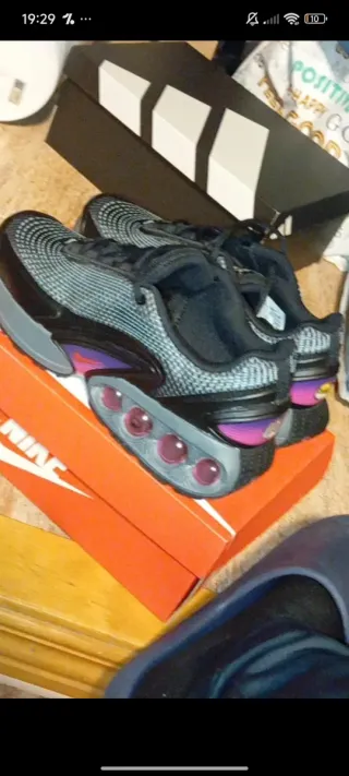 Nike Dn Verdaderas Zapatillas Negras y Moradas