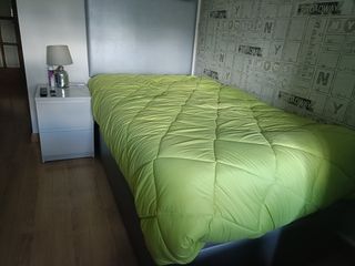 Canapé abatible y colchón viscoelástico de 22 cms.