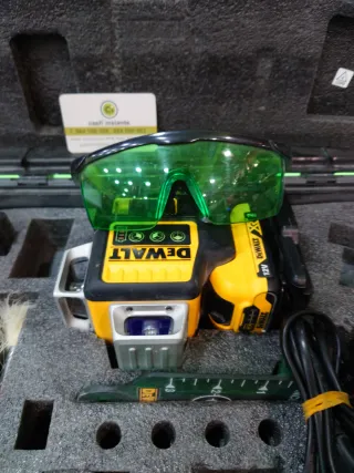 Nivel Láser DeWalt DCB 127
