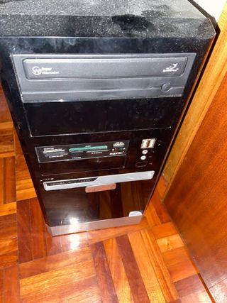 Torre PC Innobo Negra