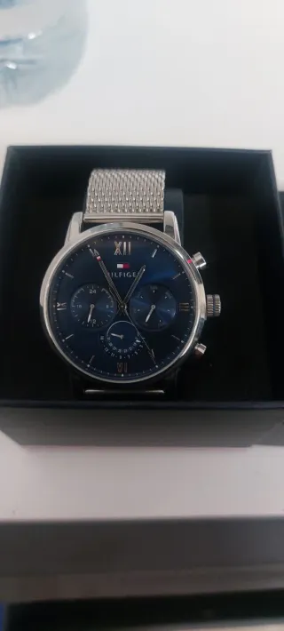 Reloj Tommy Hilfiger Azul y Plateado