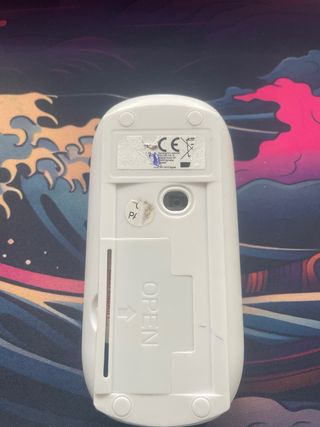 Ratón inalámbrico blanco