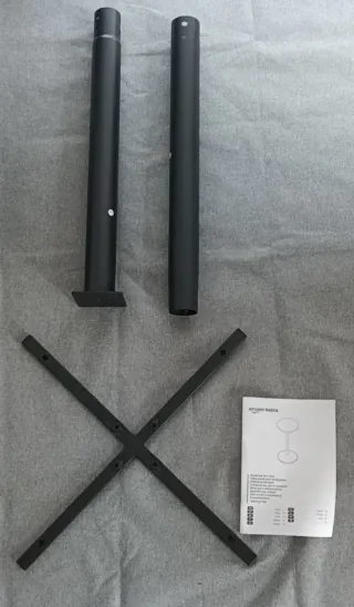 Tavolo da bar rotondo Amazon Basics