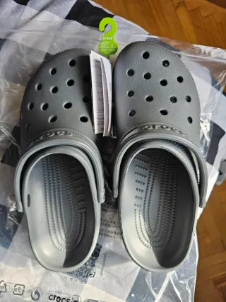 Crocs Classic Talla 42/43 Gris