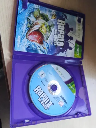 Pacchetto Xbox 360 250GB + Kinect + 3 Giochi