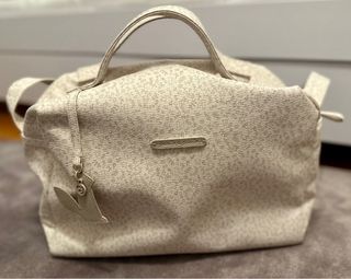 Bolsa de bebé ‘pasito a pasito’ beje com padrão