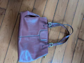 Bolso de piel Acacia burdeos 36x26 cm