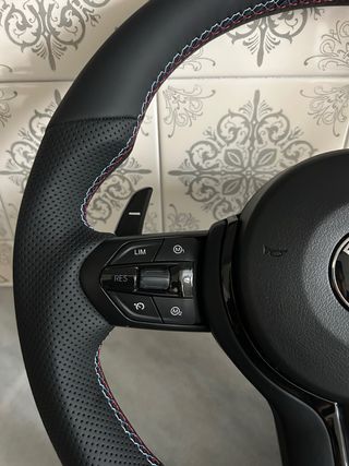 Volante BMW M Deportivo Achatado