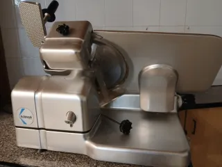 Cortadora de fiambres profesional Kolossal