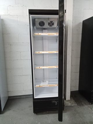 Nevera Expositora Bebidas Nueva