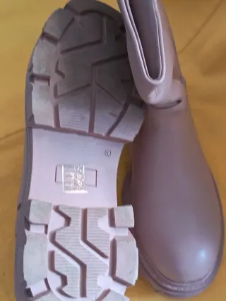 Stivaletti cipria donna