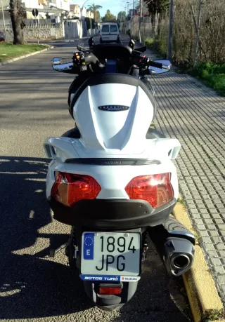Suzuki Burgman AN650/Z del 2016 con 15.000km