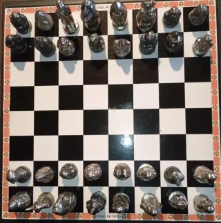 Juego de Damas Meigas Faro de Vigo