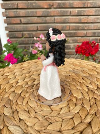 Figura niña comunión tarta