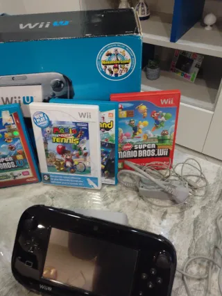 Nintendo Wii U 32GB + Giochi