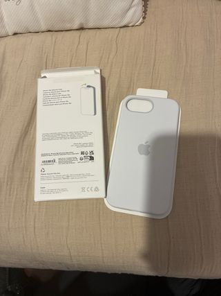 Funda iPhone 16e Blanca Silicone Case