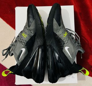 Nike Air Max 270 Sportive Taglia 37,5