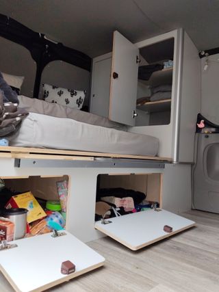 Nissan Primastar 2012 Camper.