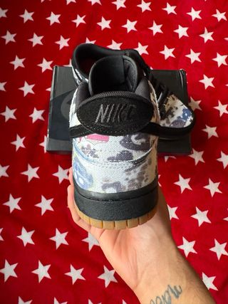 Nike Dunk Low SB Supreme Rammellzee