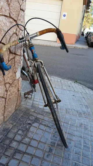 Bicicleta de carretera clásica